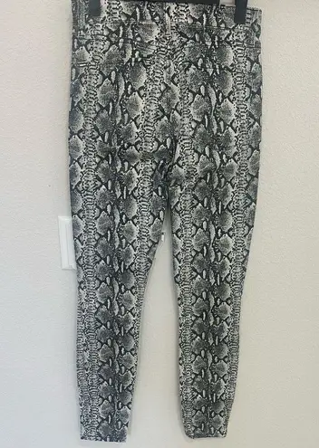 Alice + Olivia  Jeans Good High Rise Skinny Jeans Snake Print Black White size 27