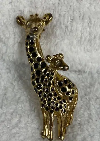 Giraffe Mother Baby Pair Vintage Pin Brooch Gold Color Black Spots 2 inches