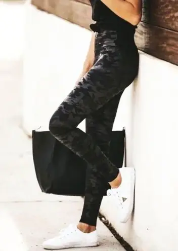 Spanx  Faux Leather Camo Leggings Black Camouflage High-Rise Waist Skinny Pants S