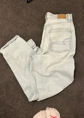 American Eagle Outfitters Moms Jeans