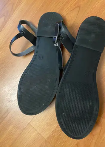 Time & Tru Black Ankle strap sandals