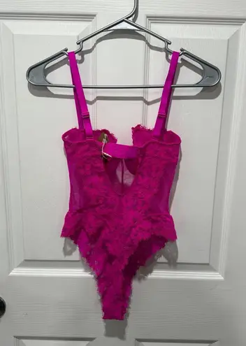 SKIMS Femme Lace Balconette Bodysuit