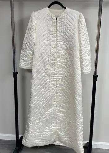 Vintage Quilted Robe/House Coat Jacket Size M White Size M