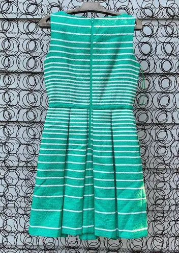 Taylor jacquard green white stripe box pleat sleeveless dress Size 2