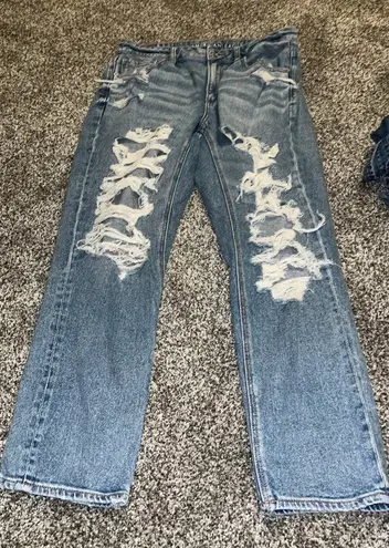 American Eagle mom jeans