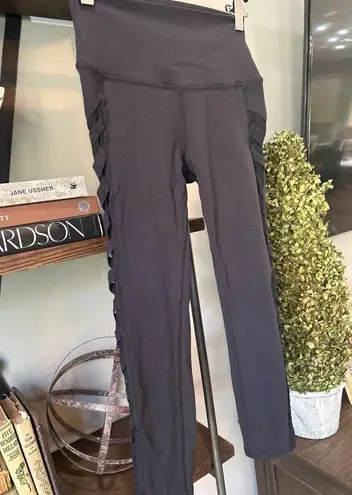 Alo Chevron Capri Semi Sheer Legging Black Womens Size XS