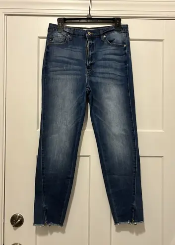Kancan Jeans Women Size 11/29 Blue Dark Wash Distressed Hi Rise Stretch Straight