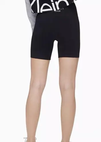 Calvin Klein Biker Shorts Mid Rise Black Graphic Print Side Pocket Extra Small Size XS