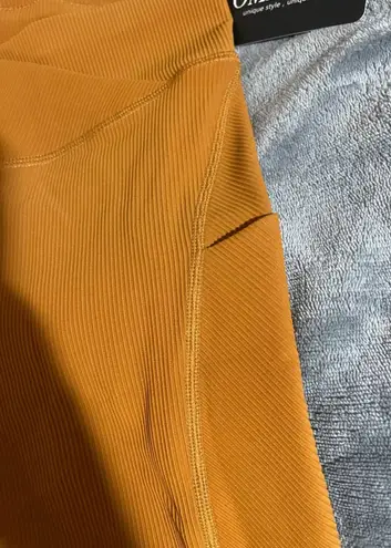 Amazon  Yellow Crossover Biker Shorts Ribbed - Image 4