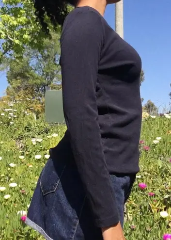 New York And Company Black Long Sleeve T-Shirt