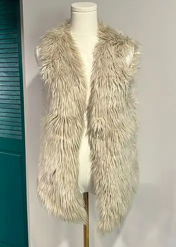 Evereve Dylan melange Sherpa faux fur vest - small