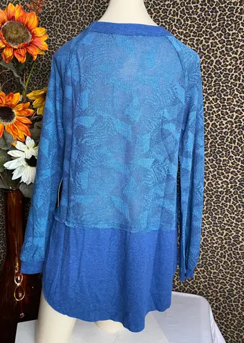 Doe & Rae ✅3/$30✅ NWT Teal/Blue Two Tone Long Sleeved Top | SMALL |