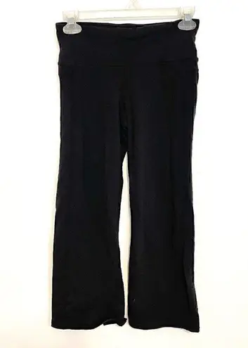 Athleta  Power Up Capri Black Mid Rise Straight Leg Capris Yoga Pants Leggings XS