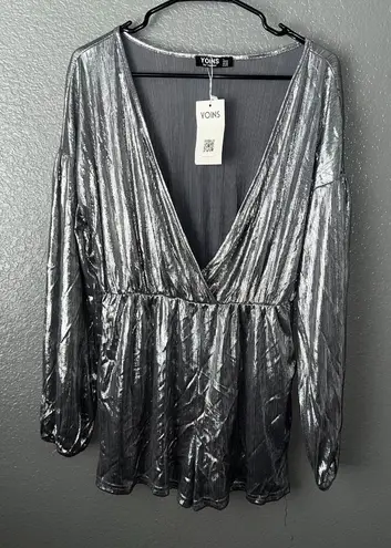 Yoins Metallic Silver Long Sleeve V-Neck Romper Jumpsuit Size US 12 (UK 16 / EU