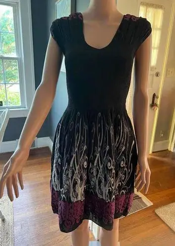 Sophie Max Black Smocked Bodice Dress size X-Small