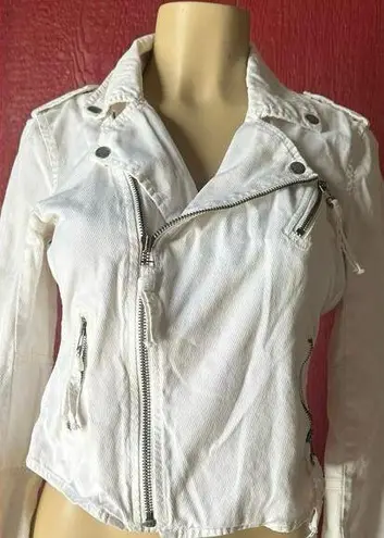 American Eagle Women " Outfitter" white denim zip up jacket. Size S