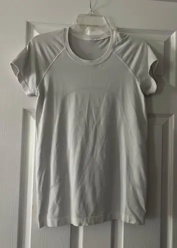 Lululemon White Swiftly Tech Short Sleeve