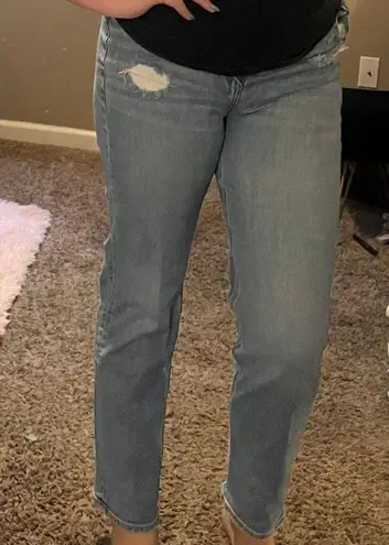 American Eagle mom jeans