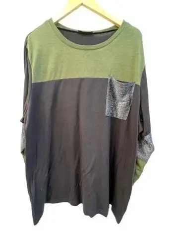 Emery Rose Colorblock Long Sleeve Top Sparkle sliver On Green Size 4XL
