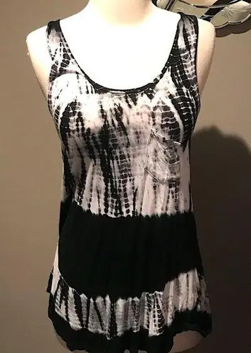Black & White Tie Dye Top/Dress/Cover