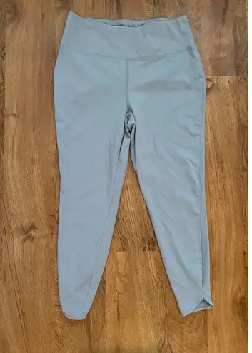 Wonderly Studio blue leggings