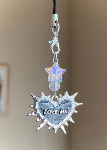 Handmade grunge street funky y2k style spike “LOVE ME” heart phone charm/bag accessory/keychain/car display🌿✨