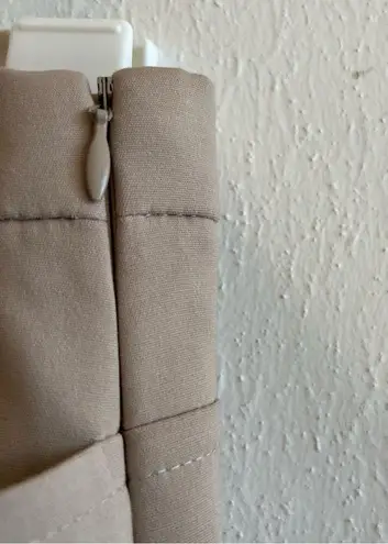 Akris Punto Pants Franca Mid-Rise Crop Pants Light Brown (Khaki/Tan) Sz 12 NWT