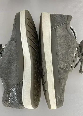 Donald J Pliner Miranda Platform Sneaker Size 9 Gray Suede Leather Lace Up Shoe