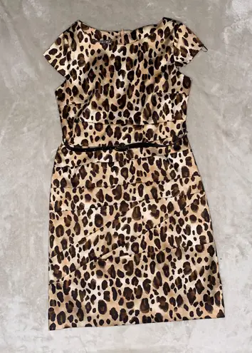 Roz & Ali  Cheetah Print Fitted Formal Dress - Image 1