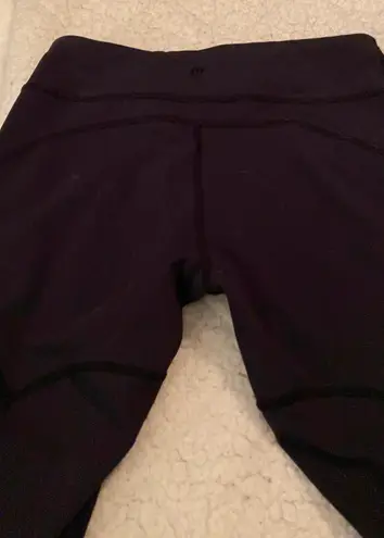 Lululemon Black Cropped Legging! Size 6