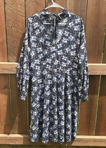 Eloquii Floral Mock Neck Fit And Flare Purple Lavender Dress Size 14 NWT