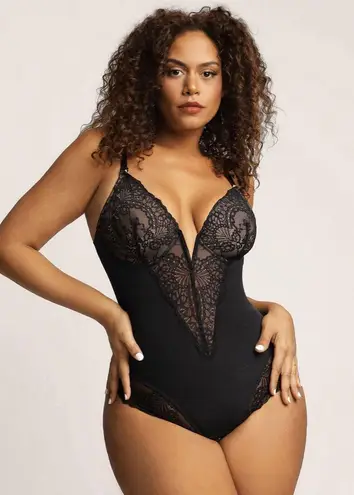 Popilush The Shapewear Bodysuit Deep-V Neck Lace Thong