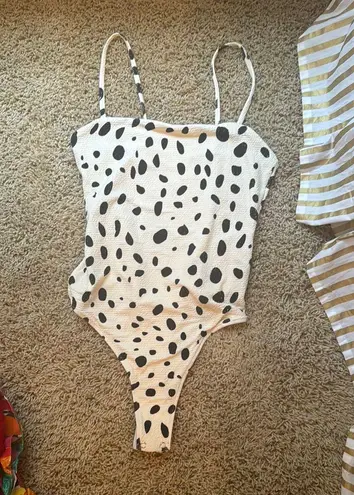 Black And White Bodysuit Size M