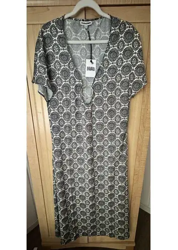 Solid & Striped NWT Anthropologie Embellishes Ring Printed Satin Kaftan Sz S