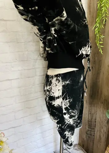 Shop Stevie Bleach Dye Set