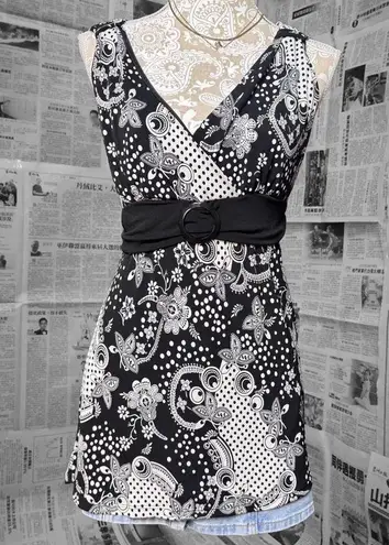 Studio 1940 Bold Chic Tank Top With Buckle Graphic Top Urban Streetwear Size XL