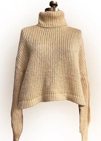 Mable Anthropologie Champagne
Turtleneck Crop Sweater Size M
