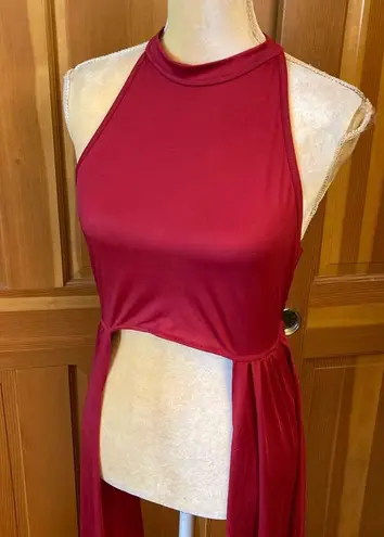 Nwt, Lavishly Paris Women’s Ruby Red Cape Style Halter Crop Top Size M