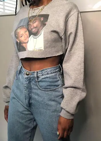 2Pac & Jada Crop Sweater Size Small Gray