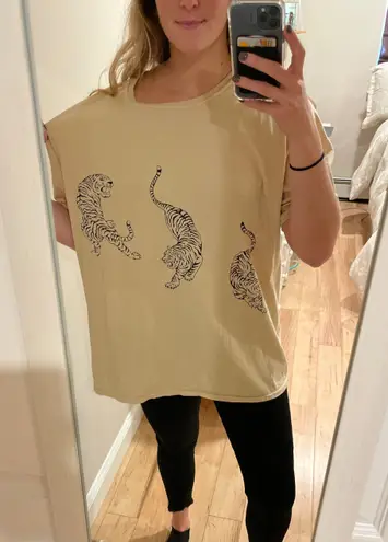 Urban Outfitters Oversized Tiger Tshirt