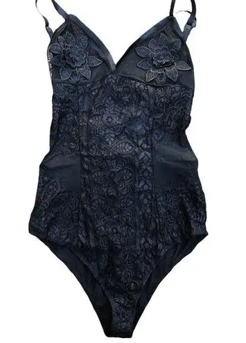 Forever 21 NWT  FLORAL LACE LINGERIE