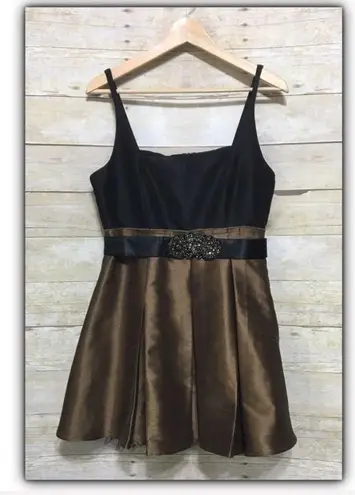 Wrapper embellished metallic skirt formal party cocktail dress size 6