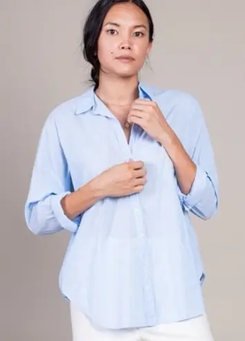 Xirena "Beau" Button Up Light