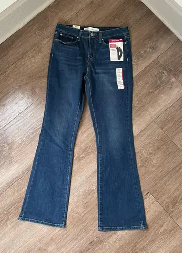 Levi Strauss & CO. Signature by Levi Strauss NEW Mid-rise Bootcut jean Simply Stretch Women’s sz 6M