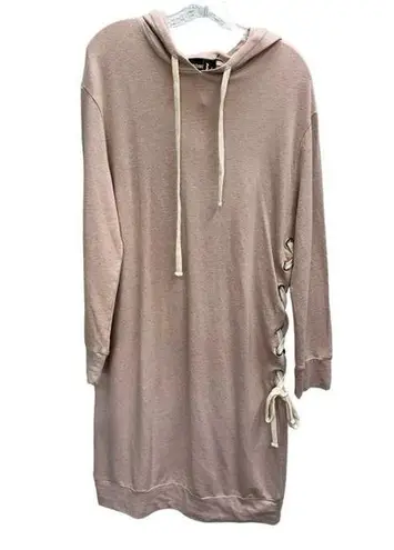 Monrow NWT Mommy Dress Maternity Women's Size
Small blush Pink Lace Up Sweater