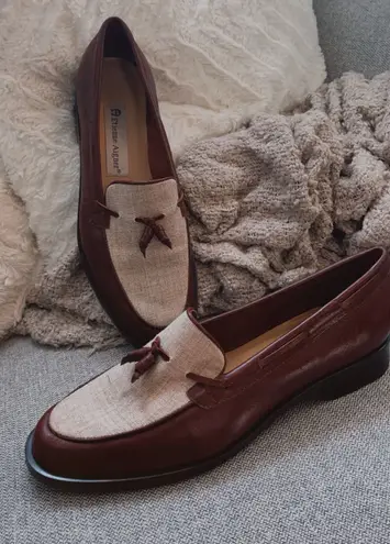 Etienne Aigner Vintage 1970 Burgundy Leather And Cream Loafers