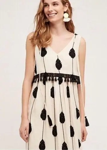 Moulinette Soeurs ANTHROPOLOGIE Embroidered Medallion Tassel Beaded Dress