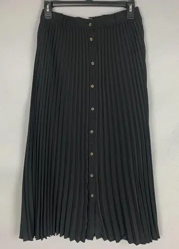 Sybilla Women’s Small Black Button