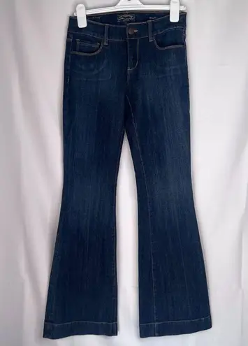 Seven7  Dark Wash Denim Blue Sexy Flare Non Destructed Jeans Size 28