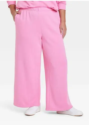 Universal Threads Universal Thread Women’s High Rise Wide Keg Sweat Pants  thumbnail 2